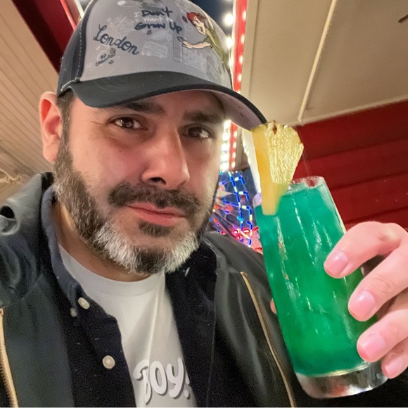 Meet your Posher, RG - Picture 2 of 8